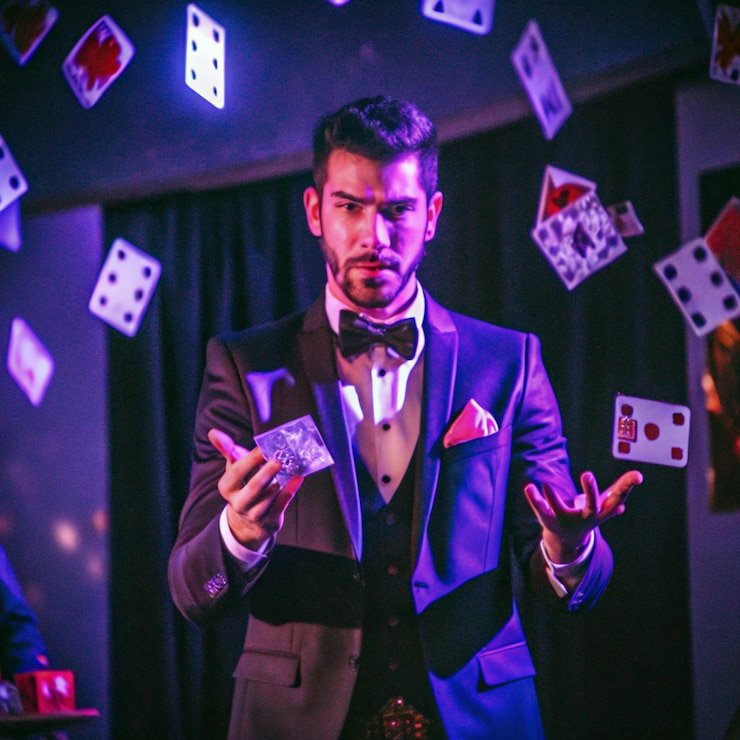 Pengguna menggunakan Live Casino to303 di perangkat smartphone dengan tampilan responsif dan jelas